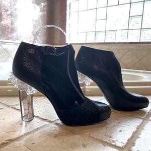 Designer* CHANEL rare lucite high heel sandals!
